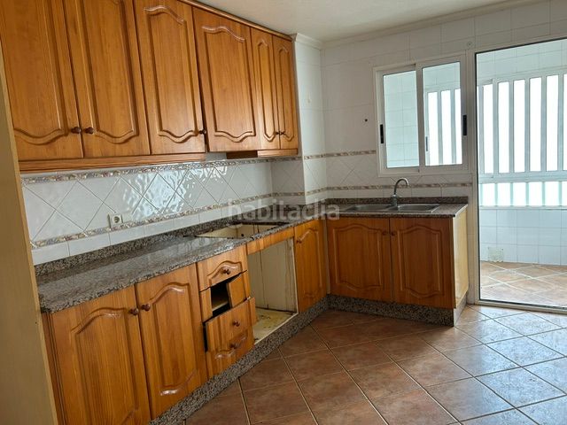 Foto f415374e-fb8b-42e7-bb8a-cf395893a9d0. Apartament a Almoradí