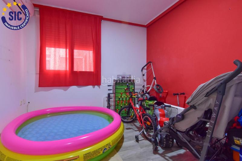 Foto 347dbda2-8fe4-4ec4-8a81-7ca006548c01. Pis amb aparcament a Plaza Xúquer Paiporta