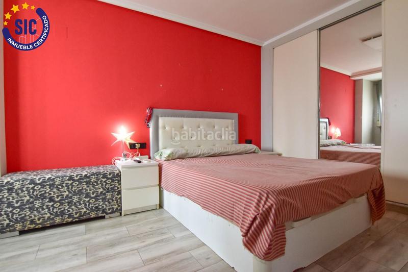 Foto 445ed412-3097-439e-80fc-3273814bccc1. Pis amb aparcament a Plaza Xúquer Paiporta