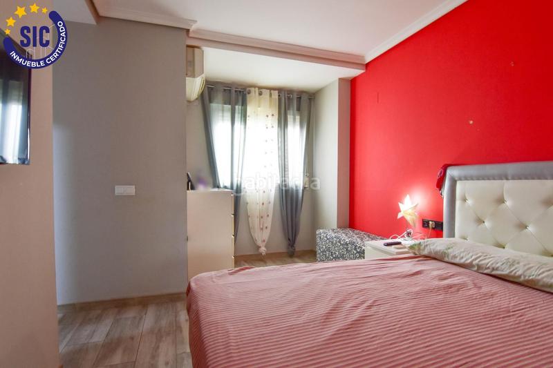 Foto 53ba3a40-1f6a-42c8-8446-30387b3845ec. Pis amb aparcament a Plaza Xúquer Paiporta