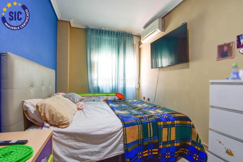 Foto 7a237981-3c6e-413f-940f-c0d9c5612ece. Pis amb aparcament a Plaza Xúquer Paiporta