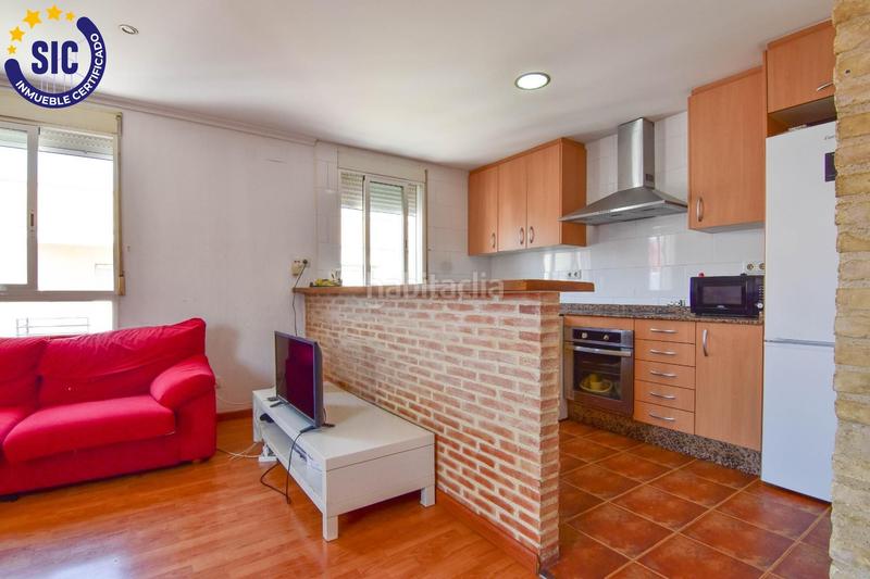 Foto 655661fe-b8eb-42ac-87a8-47afda766a17. Piso black week en Centro - Ambulatorio Paiporta