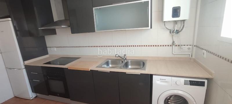 Foto 60c220aa-8af0-4ec7-a826-f3e56e3622fd. Rent penthouse with heating parking in Metro - Auditorio Paiporta