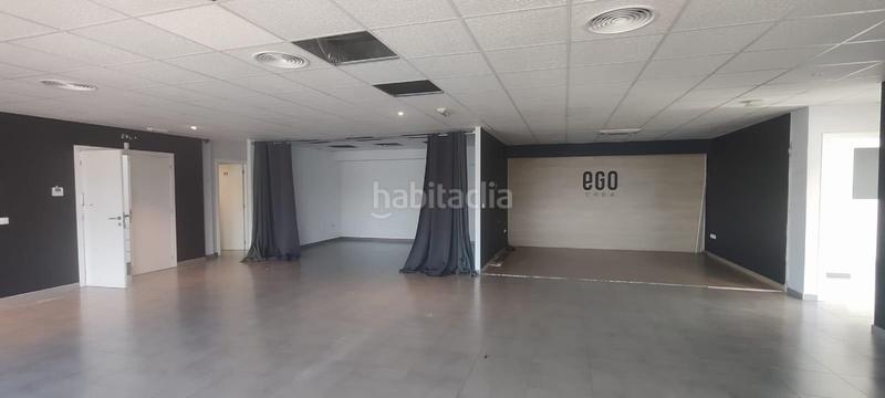 Foto 675af535-d18b-4696-99b2-9aba1e72bd2b. Alquiler local comercial gran local para una gran empresa en Paiporta