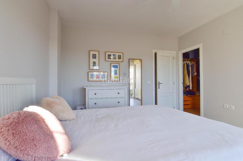 Foto 19124ff6-1f97-4737-a386-f7bc12f0a77f. Casa adosada brillante adosado en Picanya