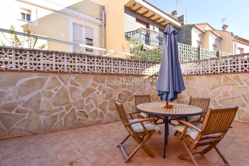 Foto 27eabb3c-459f-4564-8aec-eb5d0d623248. Casa adosada brillante adosado en Picanya