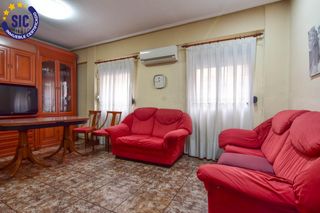 Etagenwohnung  Calle de las alqueríes de bellver. Piso en venta en benicalap