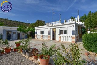 Chalet  Calle poligono 2. Chalet con encanto en montroy