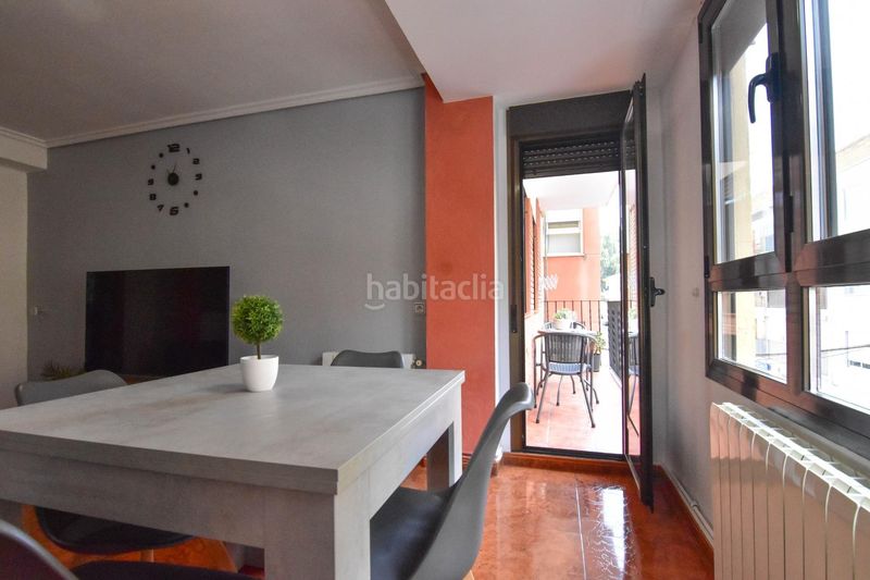 Foto ab9ae0d6-94ad-4e10-88f9-9d570ef2902c. Pis a Requena