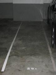 Miete Motorradparkplatz in Avinguda de les vilares 7a. Parking moto.