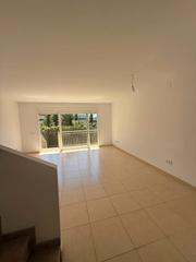 Lloguer Casa aparellada a Carrer antoni sardà 9. Casa adosada en urb. rap panat (sitges)