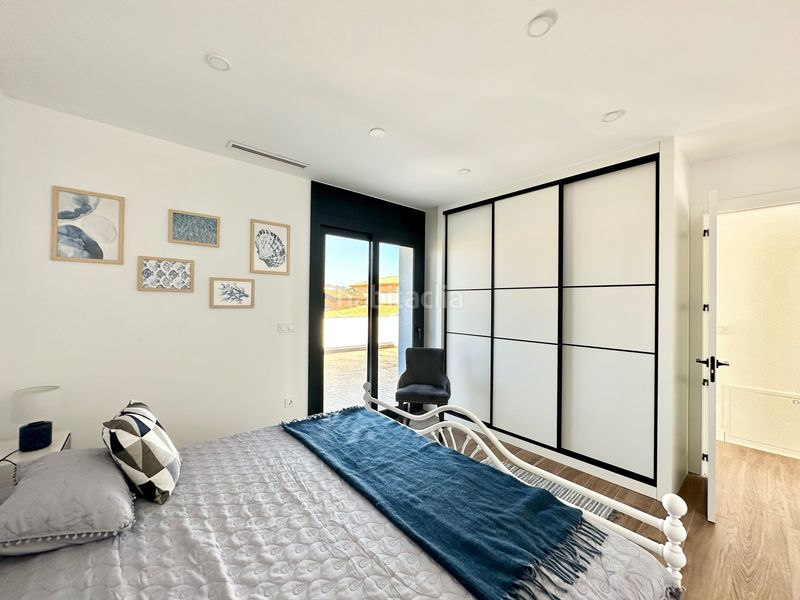 Foto 0abd9e5c-60db-438a-aedb-b9fa1e667ec5. Casa amb calefacció aparcament piscina a Requesens Empuriabrava