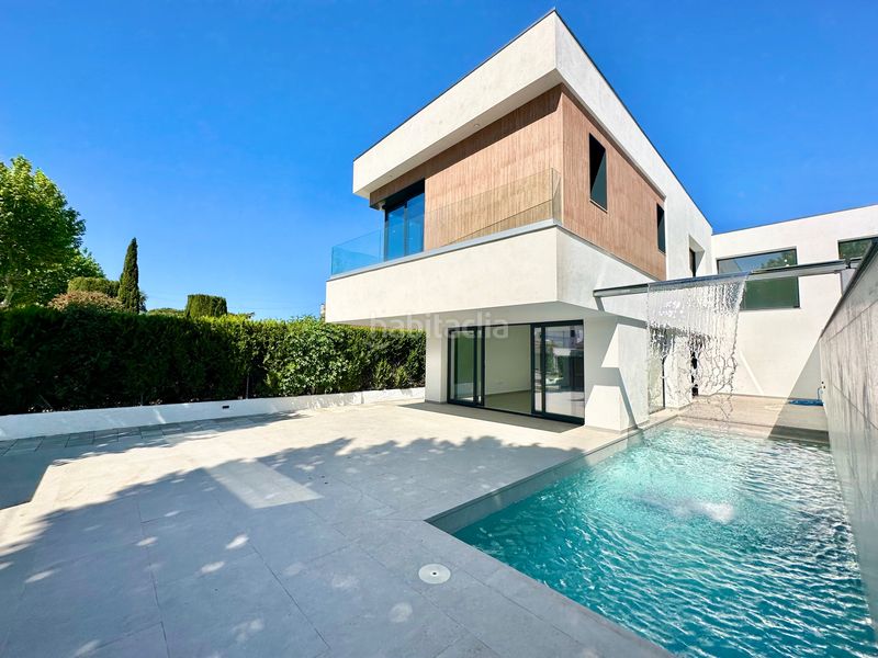 Foto aa857744-a3ce-4791-b08d-a58d25399678. Casa amb calefacció aparcament piscina a Requesens Empuriabrava
