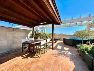 Àtic a Avinguda port canigó 30. Atico con jacuzzi y piscina, en venta en rosas - santa margarita