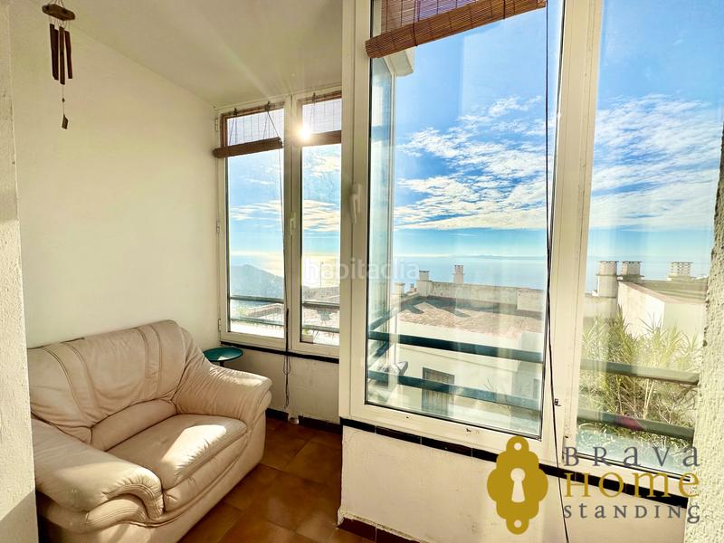 Foto de9f5ad9-9735-47ae-9f88-57cff8fc3a2c. Apartamento appartement avec vue mer et montagne en vente à rosas en Roses