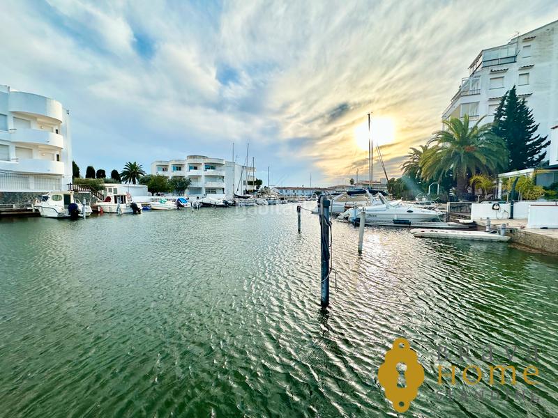 Foto 01ee6322-efd7-4030-b5a8-c888ba77dc05. Casa a avinguda port canigó 22 a Santa Margarida Roses