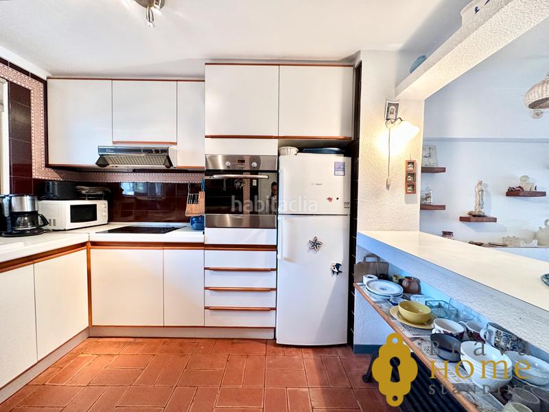 Foto 14eca8a2-205d-40a0-b8a8-1783e5c54429. Casa a avinguda port canigó 22 a Santa Margarida Roses