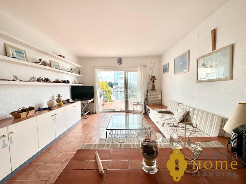 Foto 77a2425c-5489-4151-a8e0-5cb90fae81a3. Casa a avinguda port canigó 22 a Santa Margarida Roses