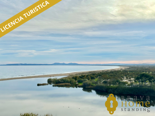 Pis  Carrer muga-b. Precioso apartamento con vistas al mar y licencia turistica, en
