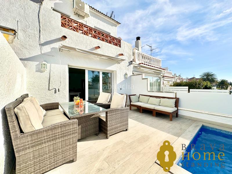 Foto 109e1416-78c6-4868-a55c-90b68c945f17. Maison avec parking piscine dans Francolí - Freser - Noguera Empuriabrava