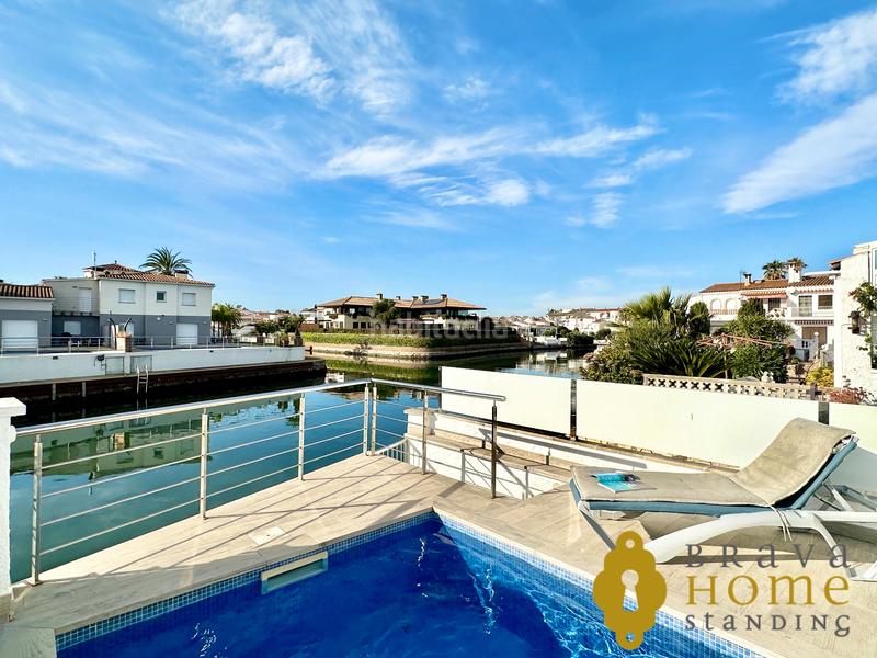 Foto 16d6535a-6c9c-45e0-a9aa-6d58e98398bf. Maison avec parking piscine dans Francolí - Freser - Noguera Empuriabrava