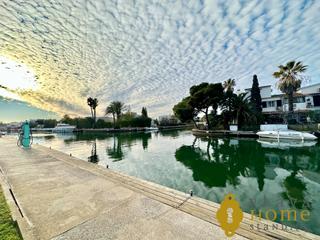 Pis a Mox - Sant Mori. Encantador apartamento cerca de la playa en empuriabrava-poblat