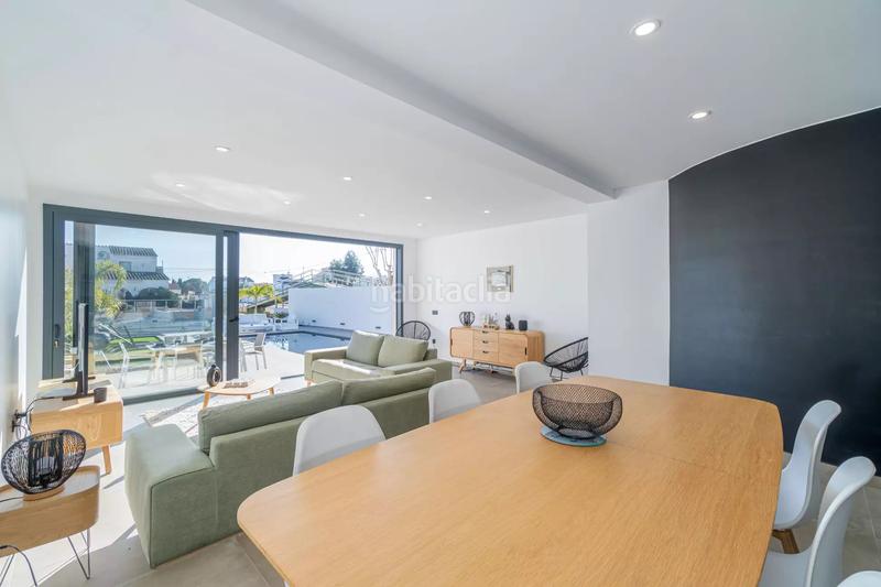 Foto 2345d25b-dd97-4e0a-8aba-8a1eae00781c. Haus mit parking pool in Cap Ras - Creus - Falconera Empuriabrava