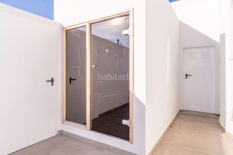 Foto 518fddf8-5cd9-4552-95a6-dbf2abb1bb78. Casa amb aparcament piscina a Cap Ras - Creus - Falconera Empuriabrava
