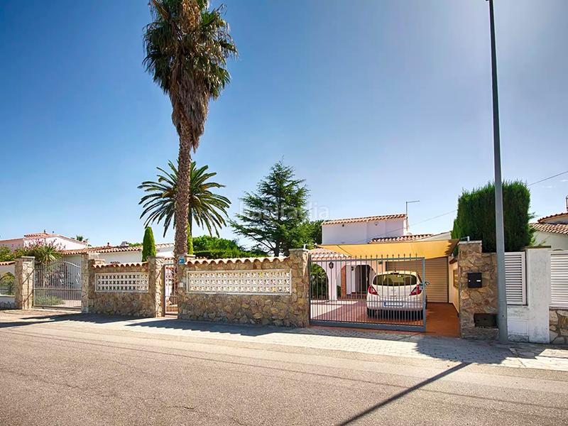 Foto c8daa9ab-ee96-4ab1-901a-dedb4a6a6ac8. Maison avec parking piscine dans Tordera - Fluvià - Llobregat Empuriabrava