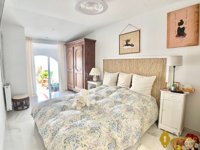 Foto 84aa1e34-d393-4862-bd52-a289491b5afb. Casa amb calefacció aparcament piscina a Cap Ras - Creus - Falconera Empuriabrava