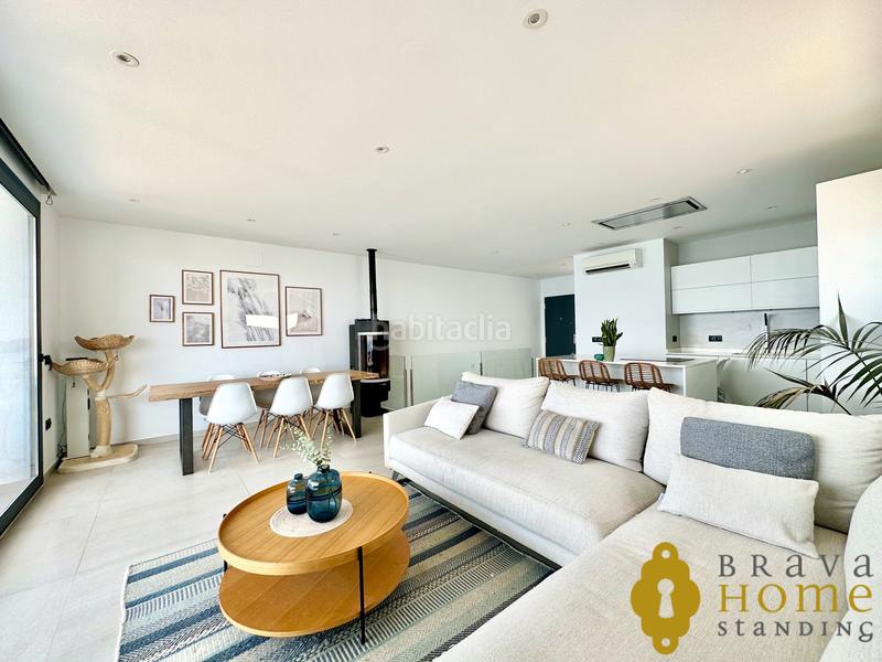 Foto 48e93f6f-1281-41dd-8e95-ee20f3d616ed. Casa  con vistas panorámicas al mar en venta . en Roses