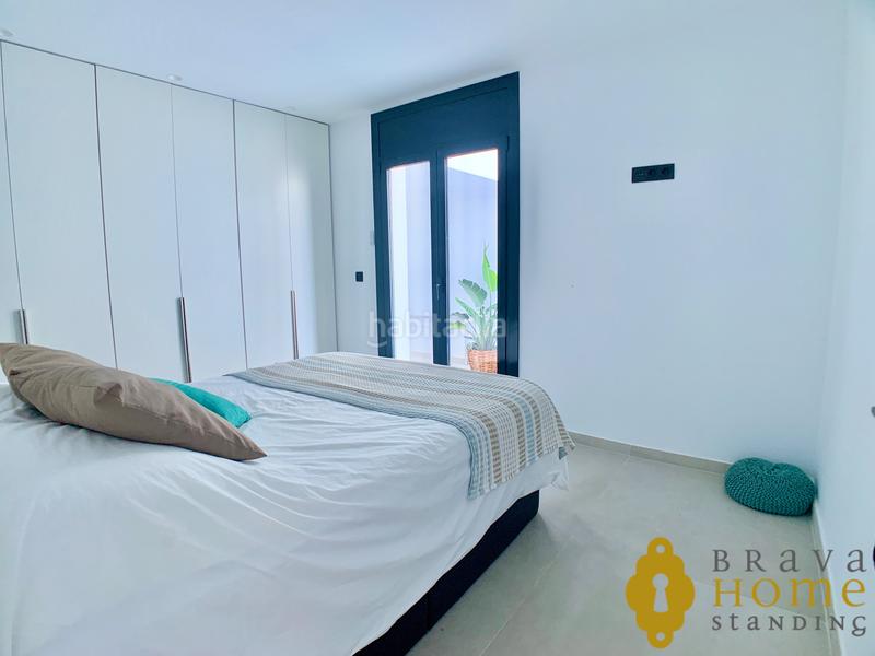 Foto 9f5e187d-1b73-436f-a25d-1c079351b93a. Casa  con vistas panorámicas al mar en venta . en Roses