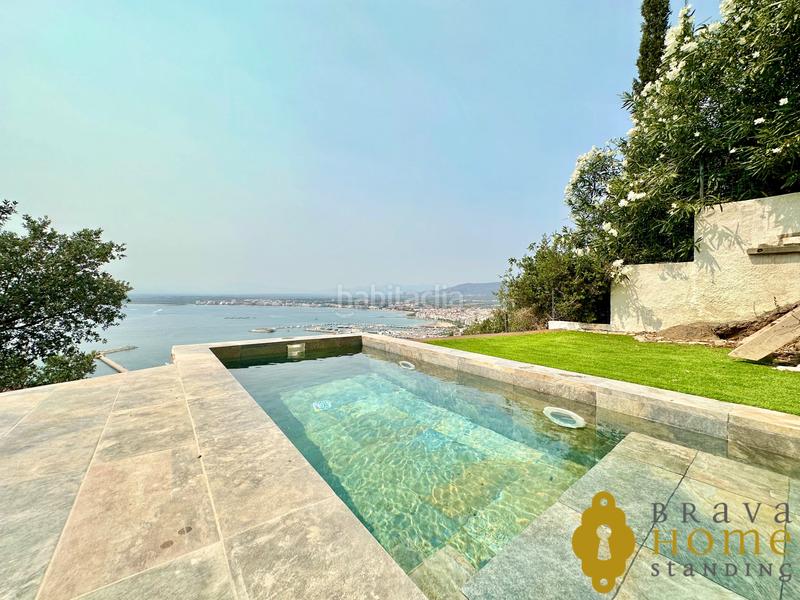 Foto b926af10-0385-40d0-948e-4a1f5a9f477c. Casa  con vistas panorámicas al mar en venta . en Roses