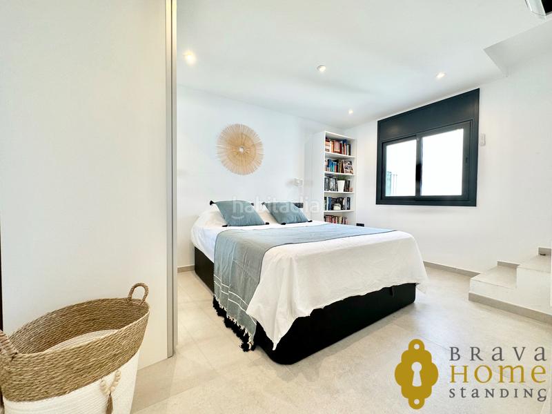 Foto ba5f110f-c575-41a3-8d69-f01a4748ab7e. Casa  con vistas panorámicas al mar en venta . en Roses