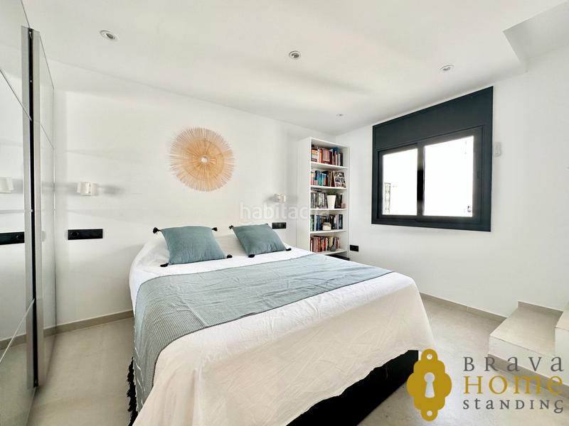 Foto c4eec8f8-5977-40fe-9e53-2be8503fd78d. Casa  con vistas panorámicas al mar en venta . en Roses