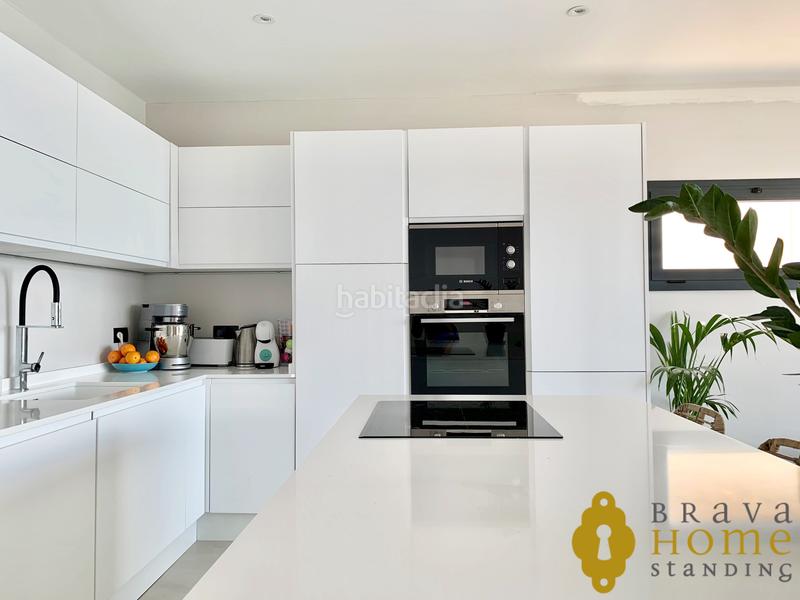 Foto d8001041-4252-4ee5-8533-5c9be042e24b. Casa  con vistas panorámicas al mar en venta . en Roses