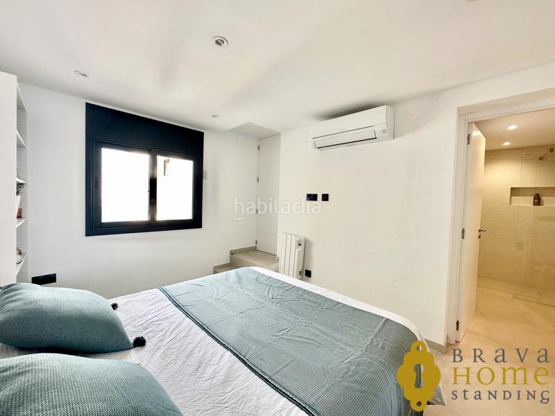 Foto fcc98d3f-64ac-471c-b84e-6217e4a54b8e. Casa  con vistas panorámicas al mar en venta . en Roses