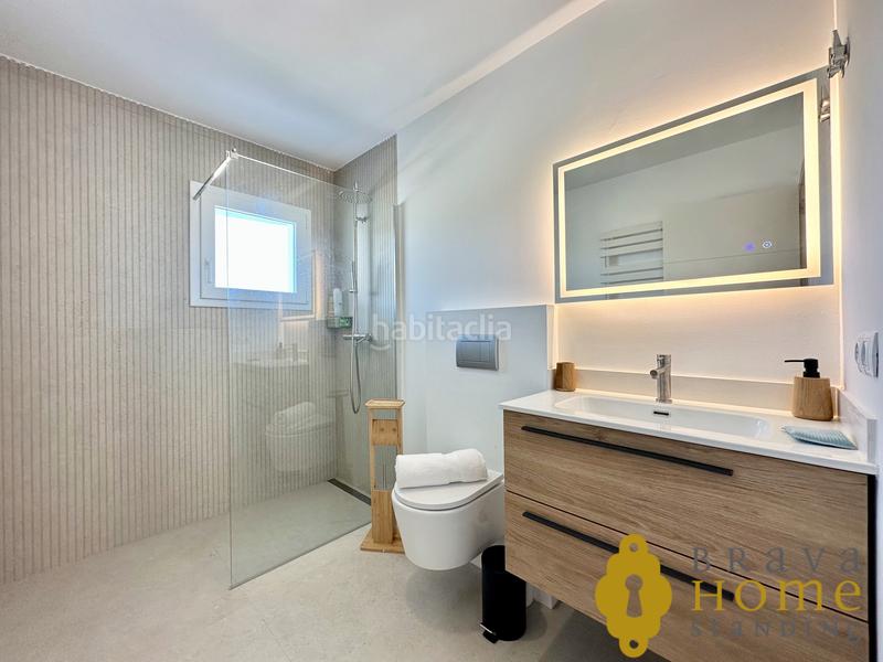 Foto 37cf2d5d-4de2-42ab-bab7-f37275f385ef. Casa con parcheggio piscina in Puig Rom-Canyelles-Almadrava Roses