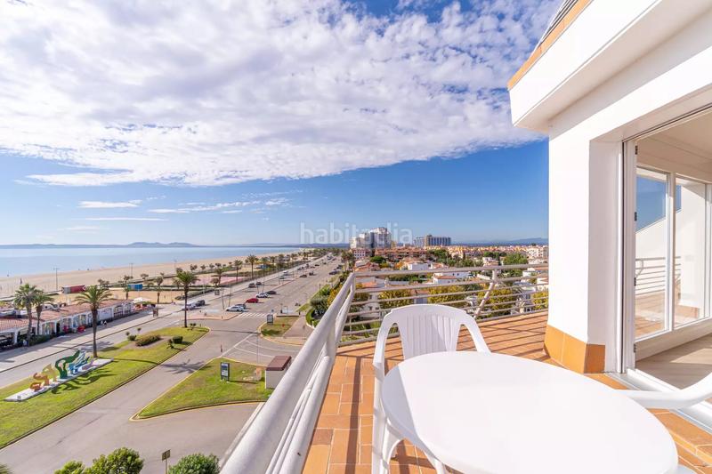 Foto 5e081844-9dbb-46de-9fcc-766a12d0ab0a. Flat in carrer salins 1 línea 2 in Salins - Cavall de Mar Empuriabrava