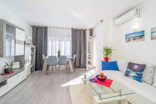Appartement  Carrer port banyuls. Se vende acogedor apartamento reformado en empuriabrava.