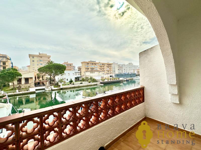 Foto 4d84e13b-9540-4b74-a835-3f2a74b0bd8e. Haus mit parking in Santa Margarida Roses