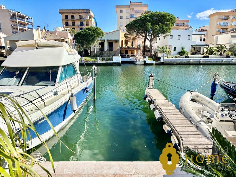 Foto 89e41c2a-46ce-4ea7-b937-434f19b53812. Haus mit parking in Santa Margarida Roses