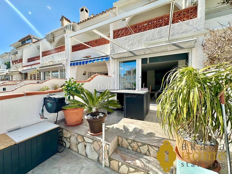 Foto b8059be8-f6a3-441a-9c06-409e7fa70415. Haus mit parking in Santa Margarida Roses