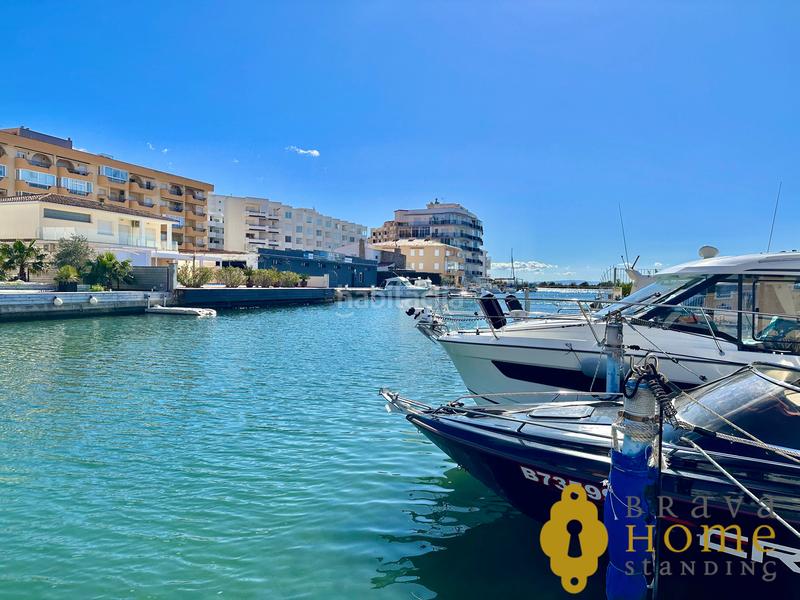 Foto d8e74517-5aad-46c1-8285-88d400102304. Haus mit parking in Santa Margarida Roses