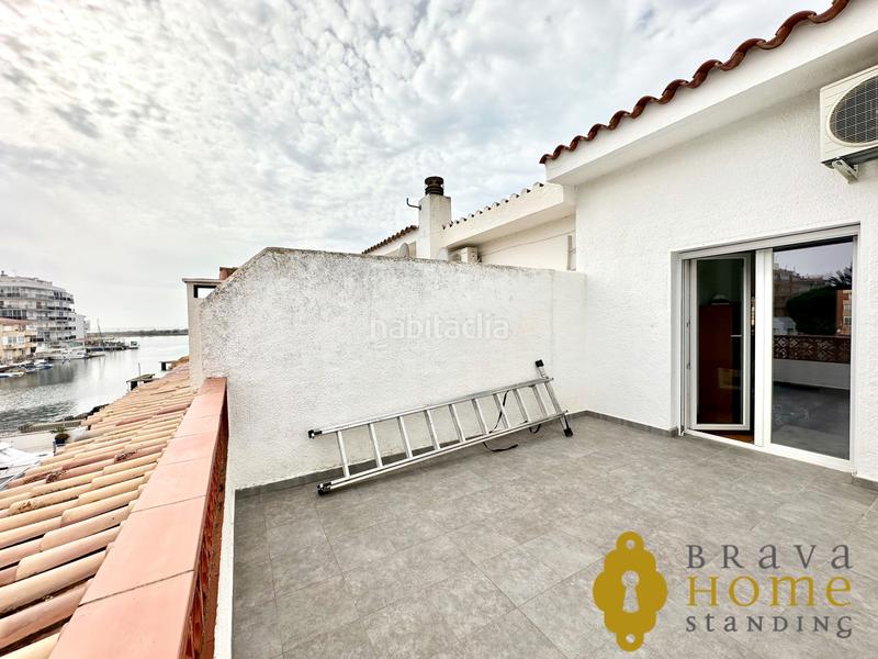 Foto daaf0c1b-b9d3-4acf-8a67-9780f62707f7. Haus mit parking in Santa Margarida Roses