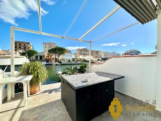 Casa a Santa Margarida. Preciosa casa con amarre y garaje en venta en santa margarita