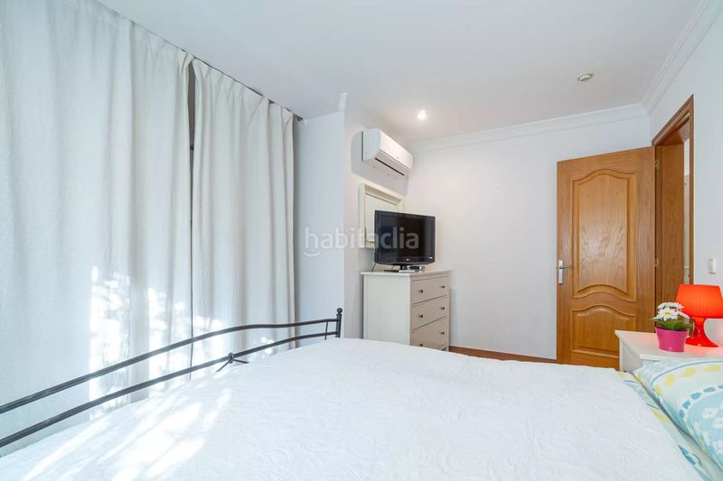 Foto 0f9c6d5c-9934-4b2e-8081-4b45d2d50c70. Casa amb aparcament piscina a Muga - Gran Reserva - Badia Empuriabrava