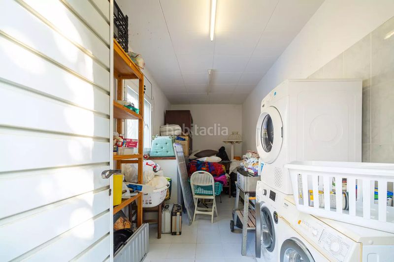 Foto 3b517d9f-10e3-43e8-8c82-774b6dd92fdc. Casa amb aparcament piscina a Muga - Gran Reserva - Badia Empuriabrava