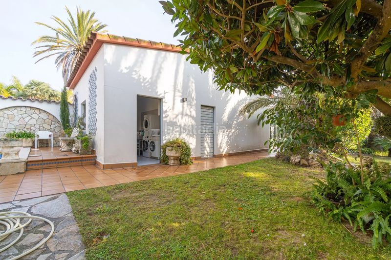 Foto 3f2d86be-ccd6-44a3-af3b-1ea3d5c55066. Casa amb aparcament piscina a Muga - Gran Reserva - Badia Empuriabrava