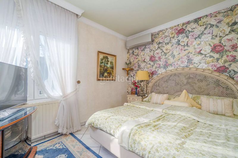 Foto 41251190-3a68-48e5-b5c2-779eb70539a3. Casa amb aparcament piscina a Muga - Gran Reserva - Badia Empuriabrava